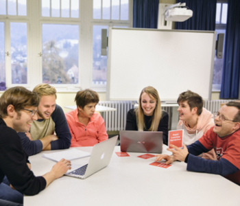 Die Ausstellung ist von